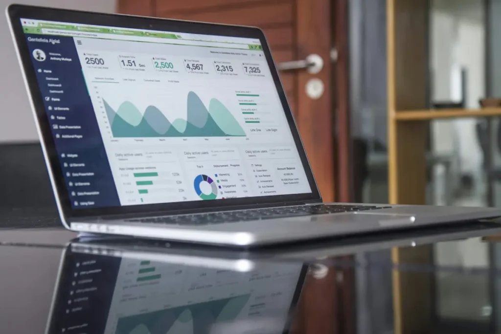 Learn how to make B2B content rank on Google with search intent, keywords, topical authority, internal links, and SEO optimization.